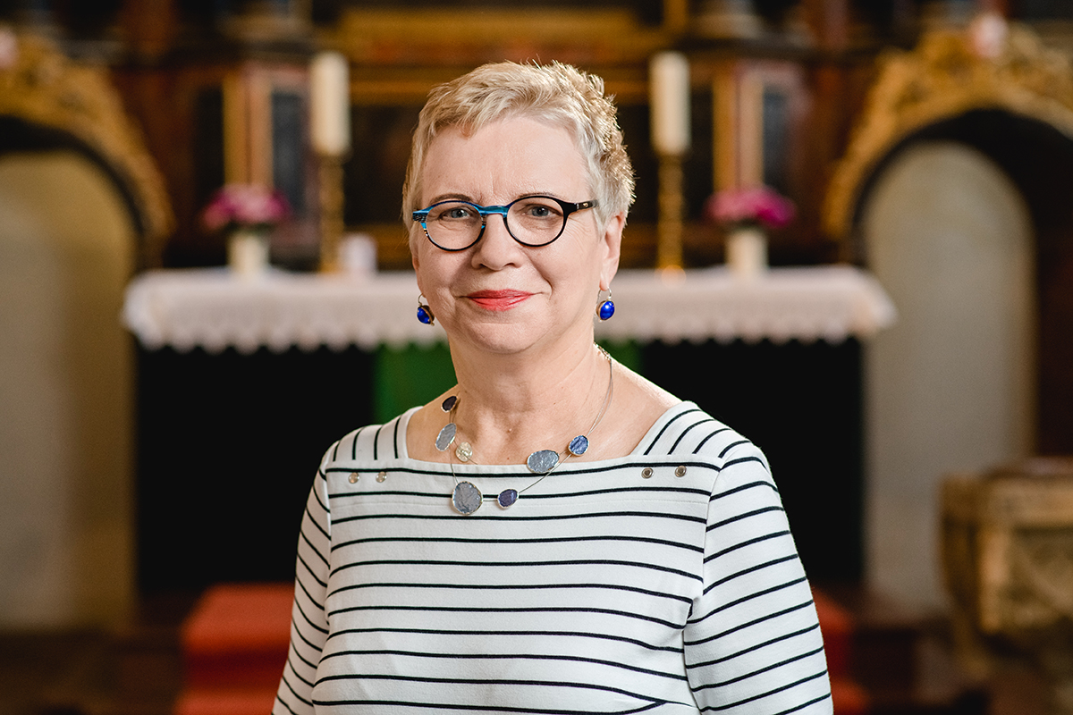 Dr. Astrid Stephan
